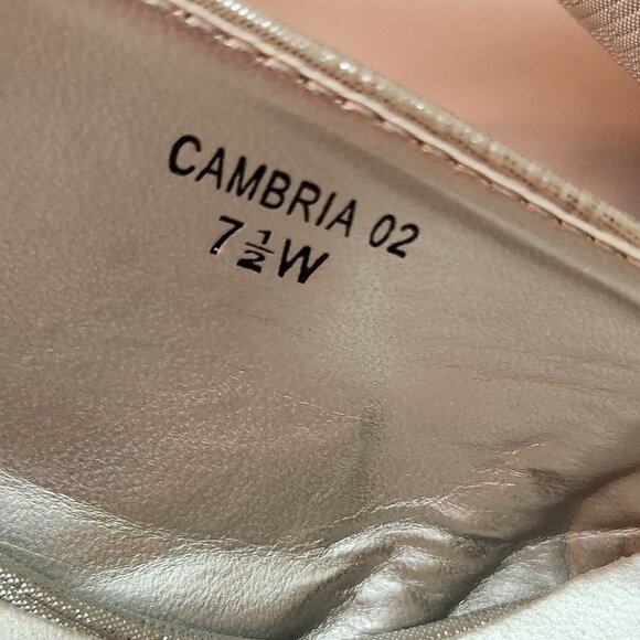NWT  Enzo Romeo Cambria Women's Silver Sling Back Mid-Heeled Pointy Pumps, 7.5W - Picture 7 of 8